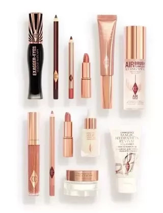Адвент календар Charlotte Tilbury 2025 Beauty Treasure Chest