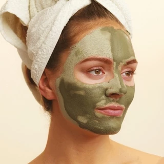 Зміцнювальна маска з противіковою дією для обличчя Guam Algacollagen, 75 мл