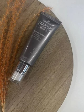 Антивіковий крем із заспокійливими інгредієнтами для чутливої ​​шкіри Cantabria Endocare Renewal Comfort Cream, 50 мл